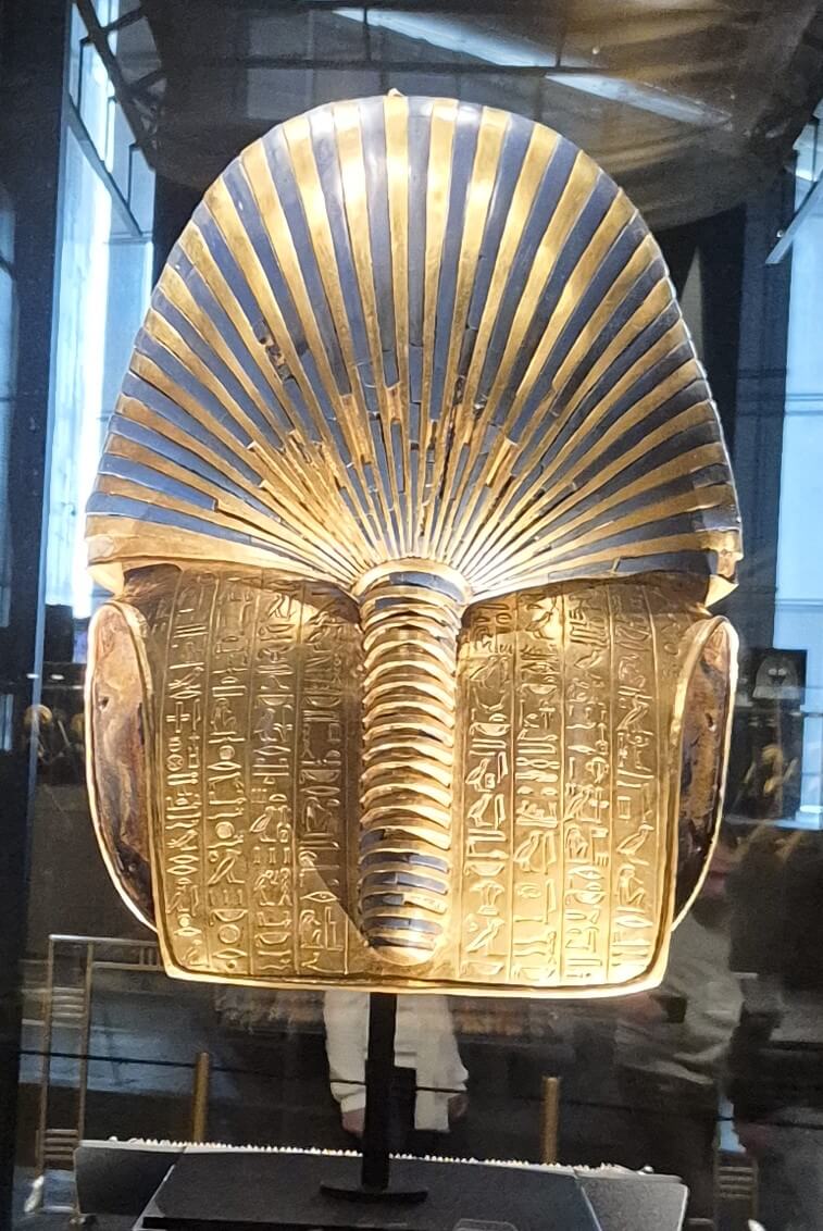 Golden Burial Mask — image 2